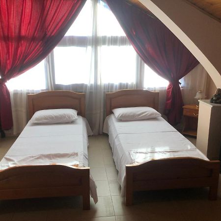 Villa Pepeto Durres Albania Eksteriør billede