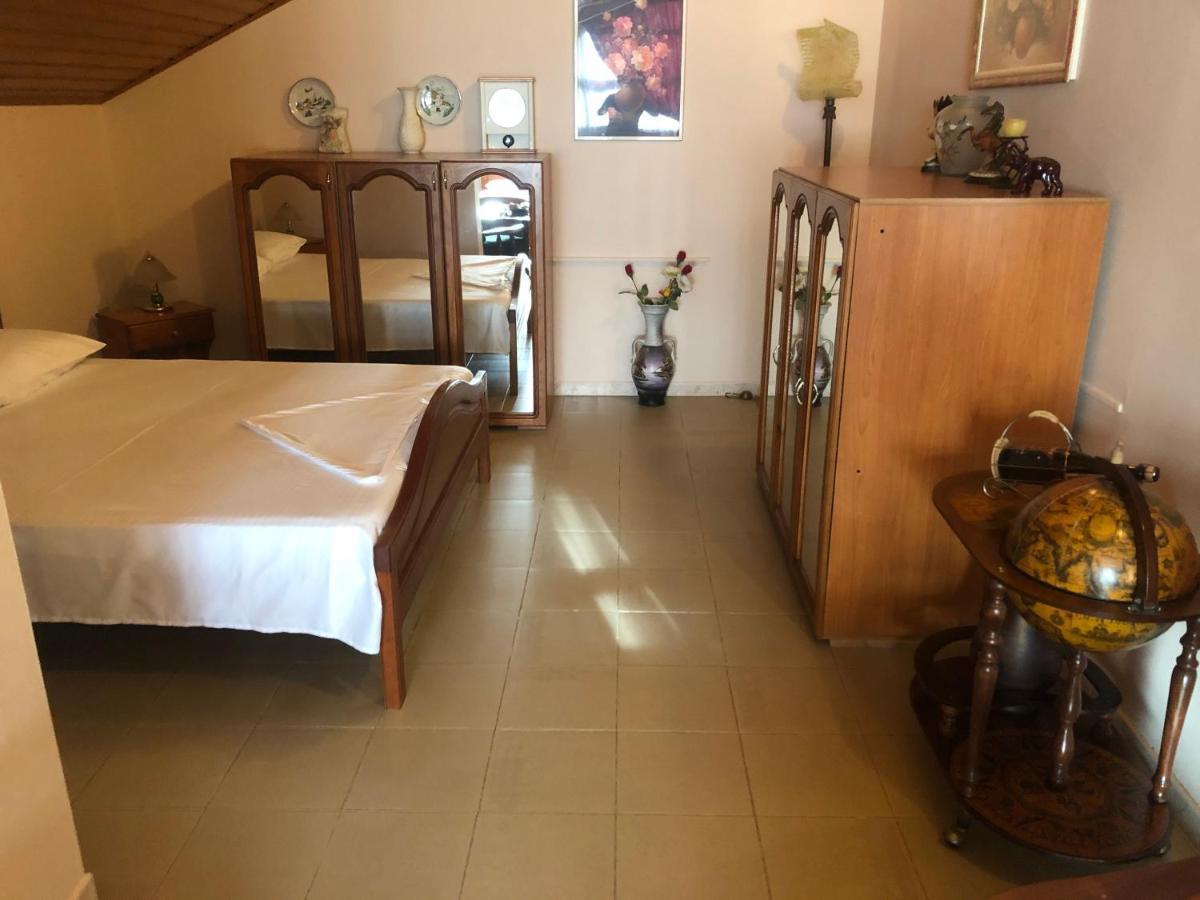 Villa Pepeto Durres Albania Eksteriør billede